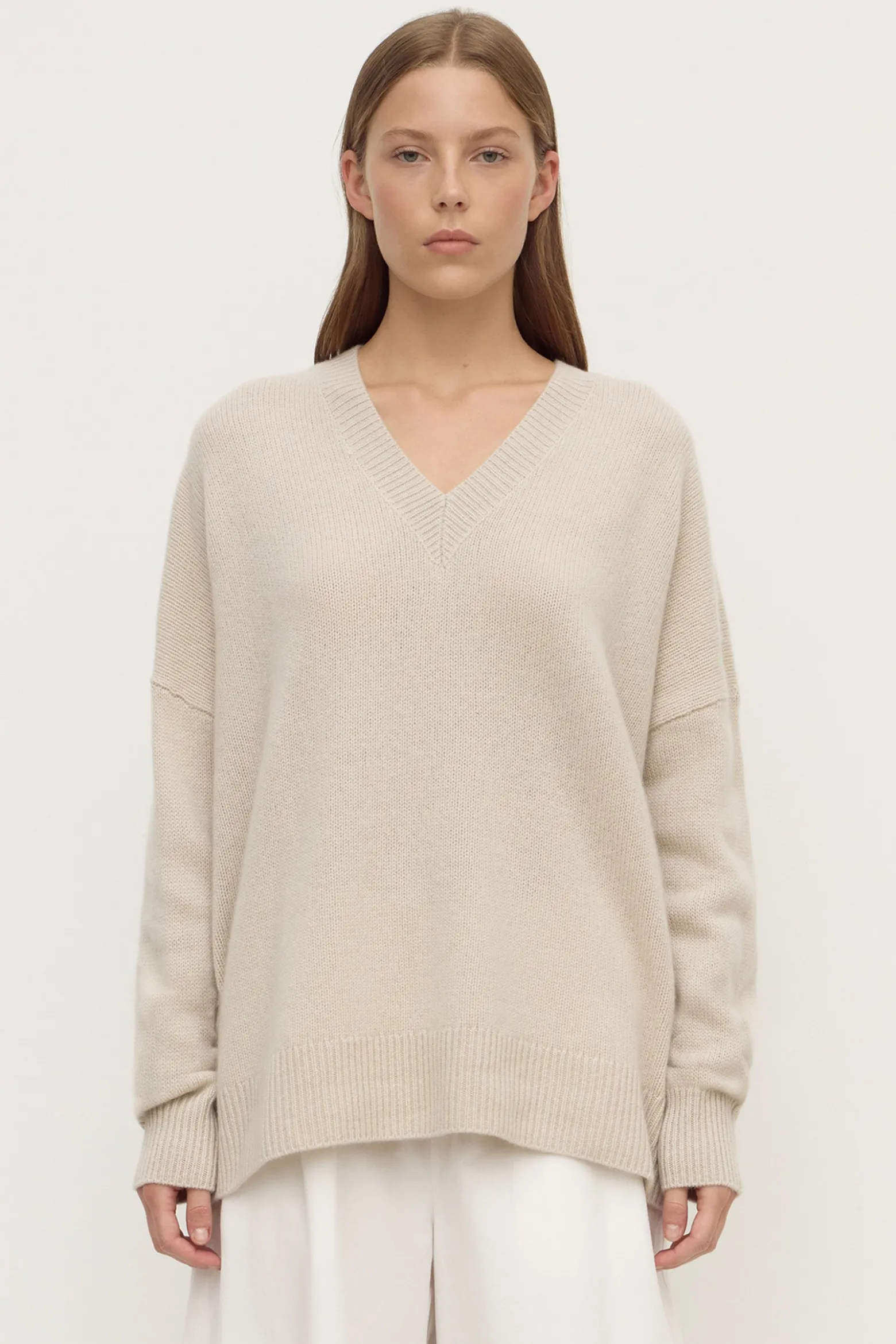 Alora Cashmere V Neck Knit
