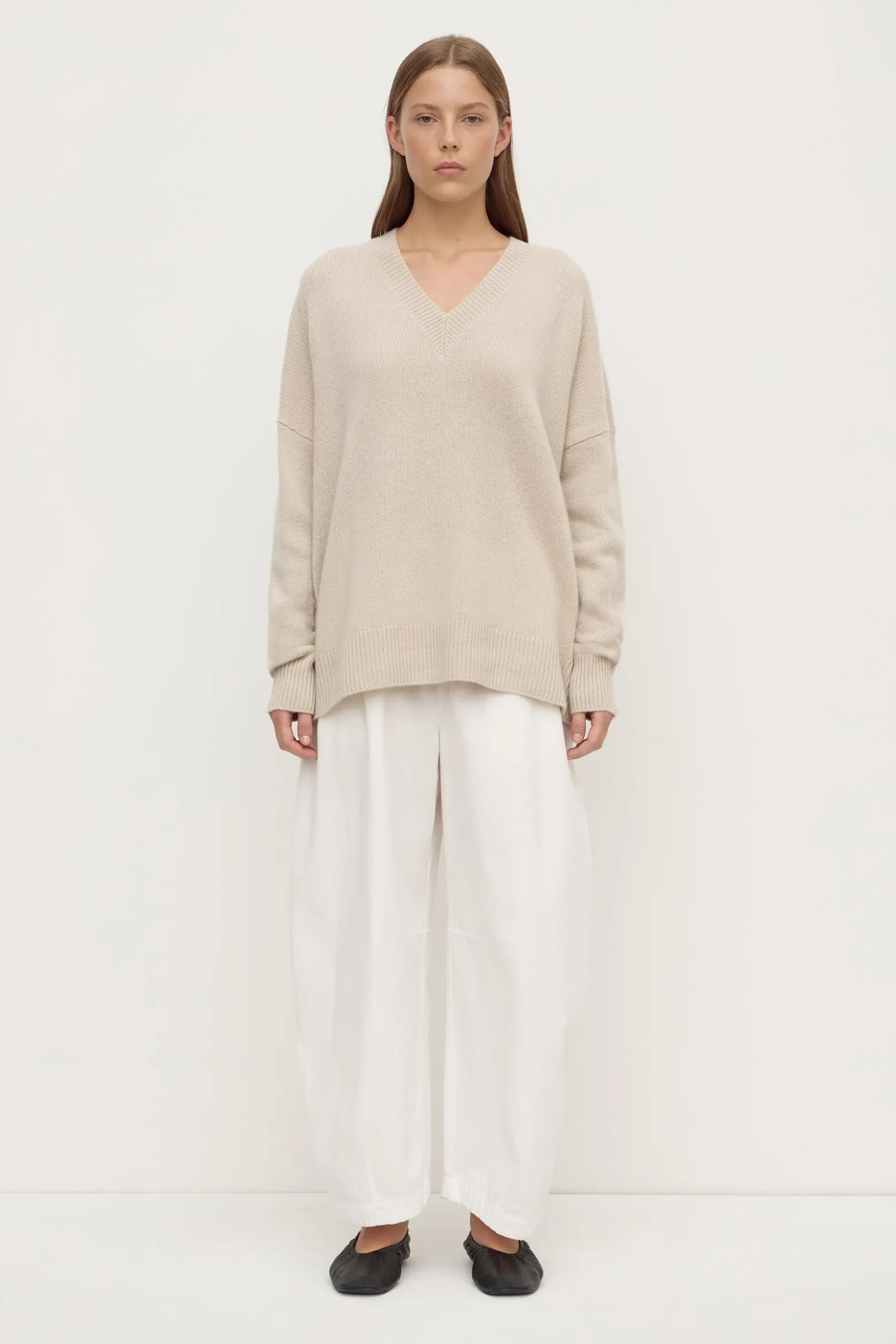 Alora Cashmere V Neck Knit