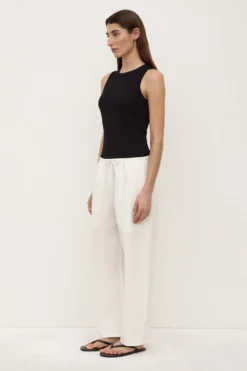 Amara Pant