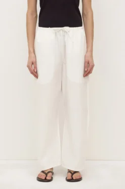 Amara Pant