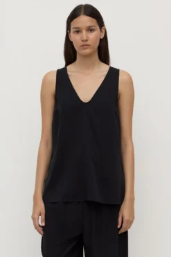 Amaris Silk Tank
