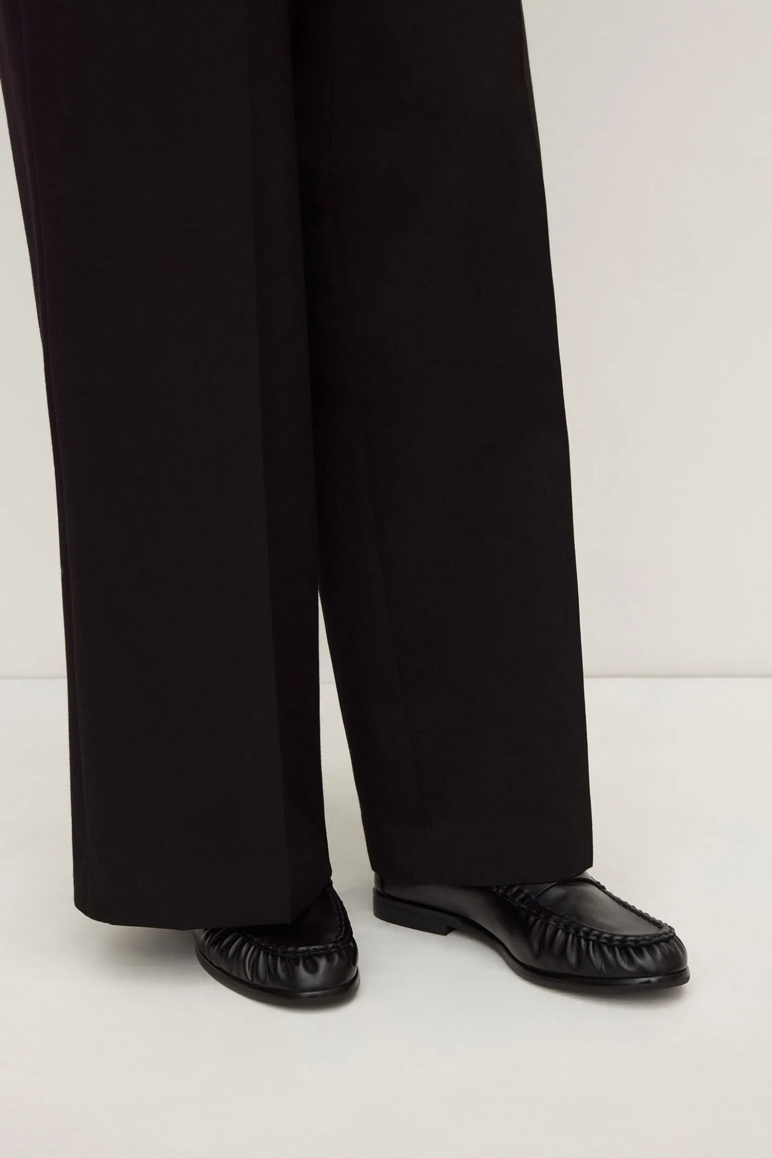 Avenue Leather Loafer