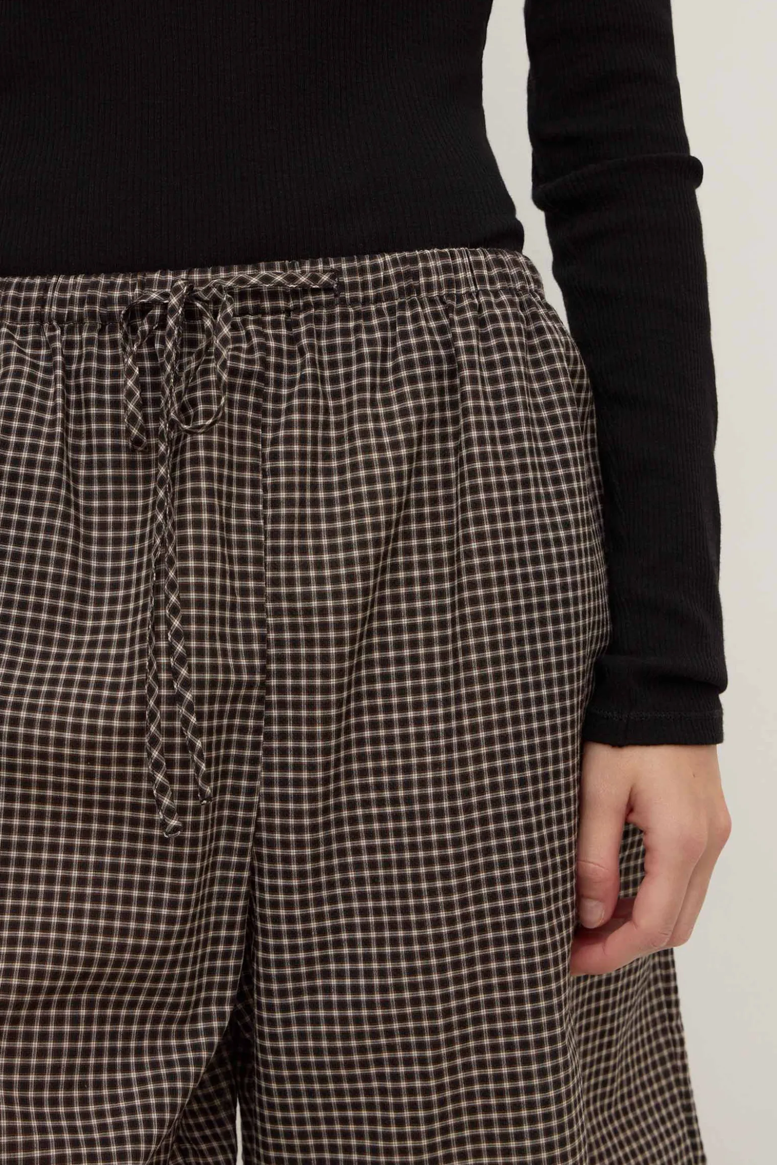 Harriet Check Short