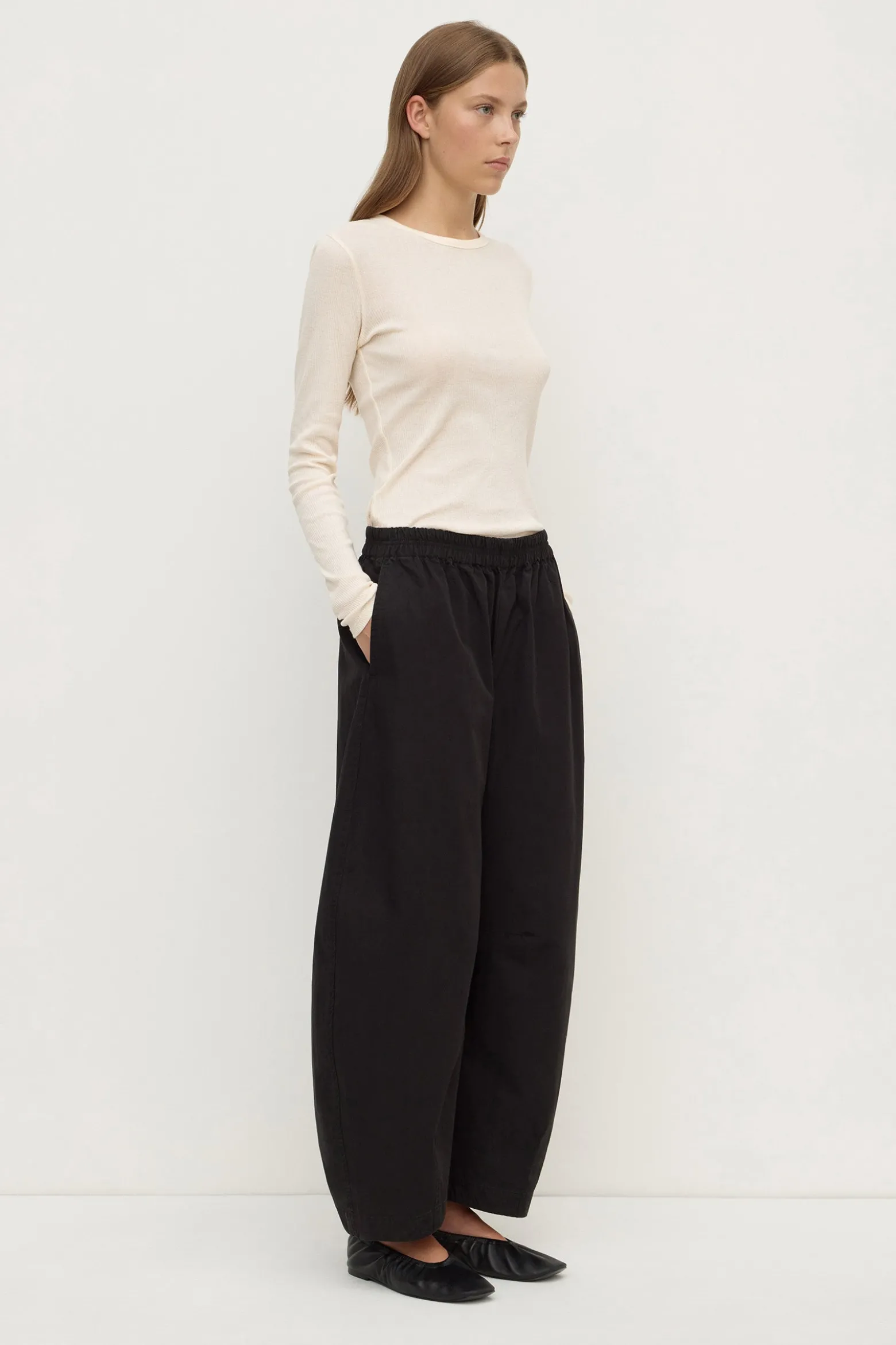 Lola Barrel Pant