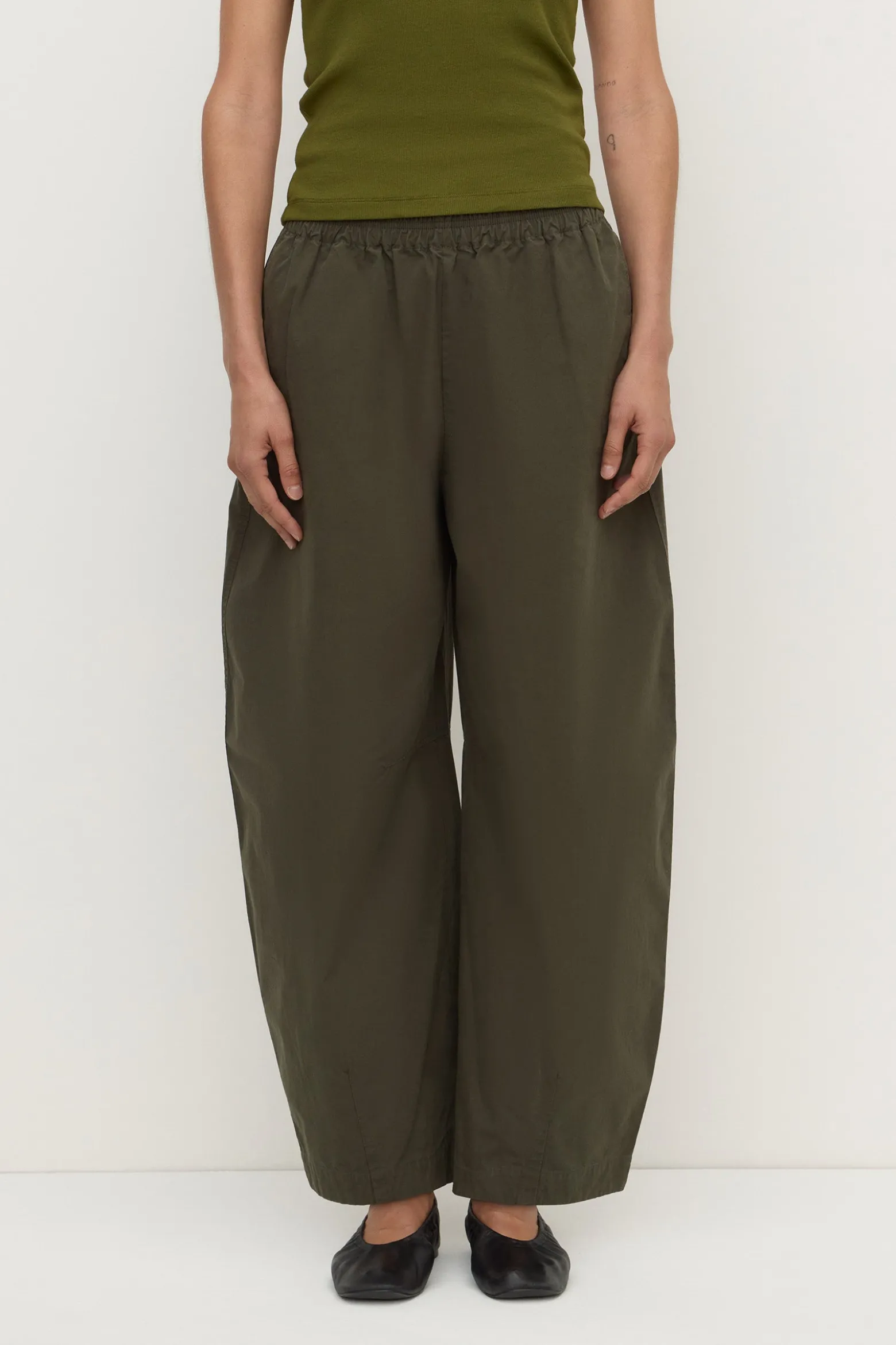 Lola Barrel Pant