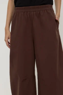 Lola Barrel Pant