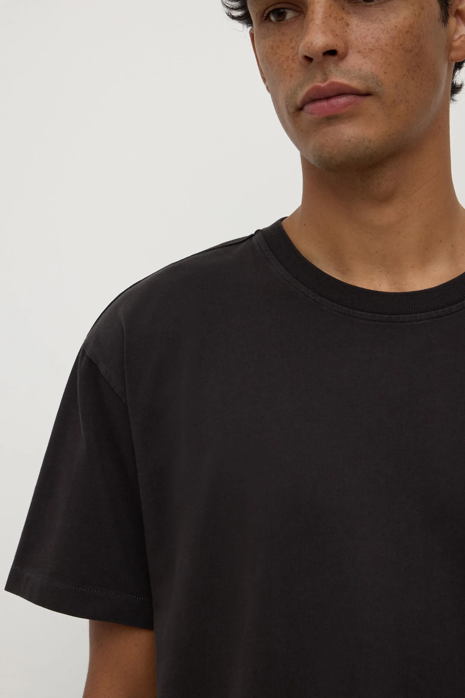 Oli Tee