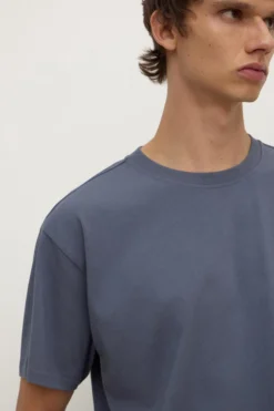 Oli Tee