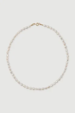 Vermeer Olive Necklace